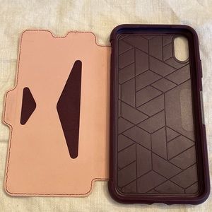 iPhone XS Max OtterBox folio case